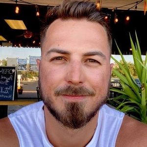 Meet your Posher, Adnan